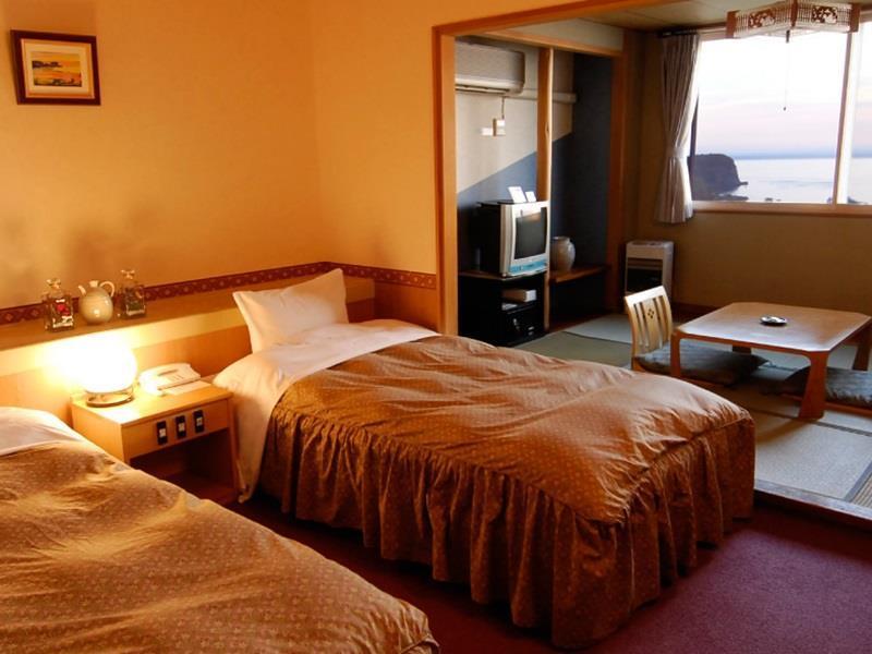Shiretoko Yuhi No Ataruie Onsen Hostel Сяри Экстерьер фото