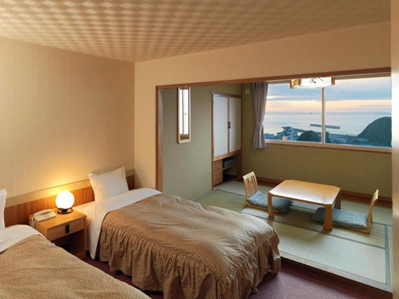 Shiretoko Yuhi No Ataruie Onsen Hostel Сяри Экстерьер фото