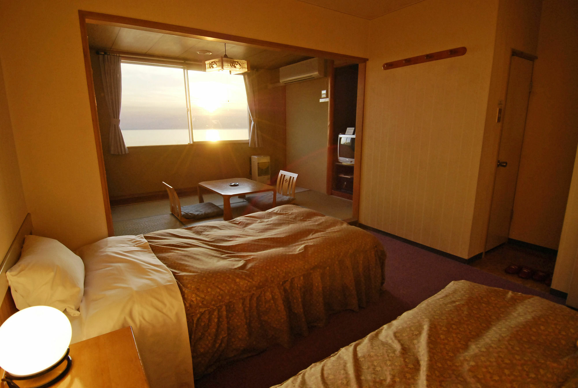 Shiretoko Yuhi No Ataruie Onsen Hostel Сяри Экстерьер фото
