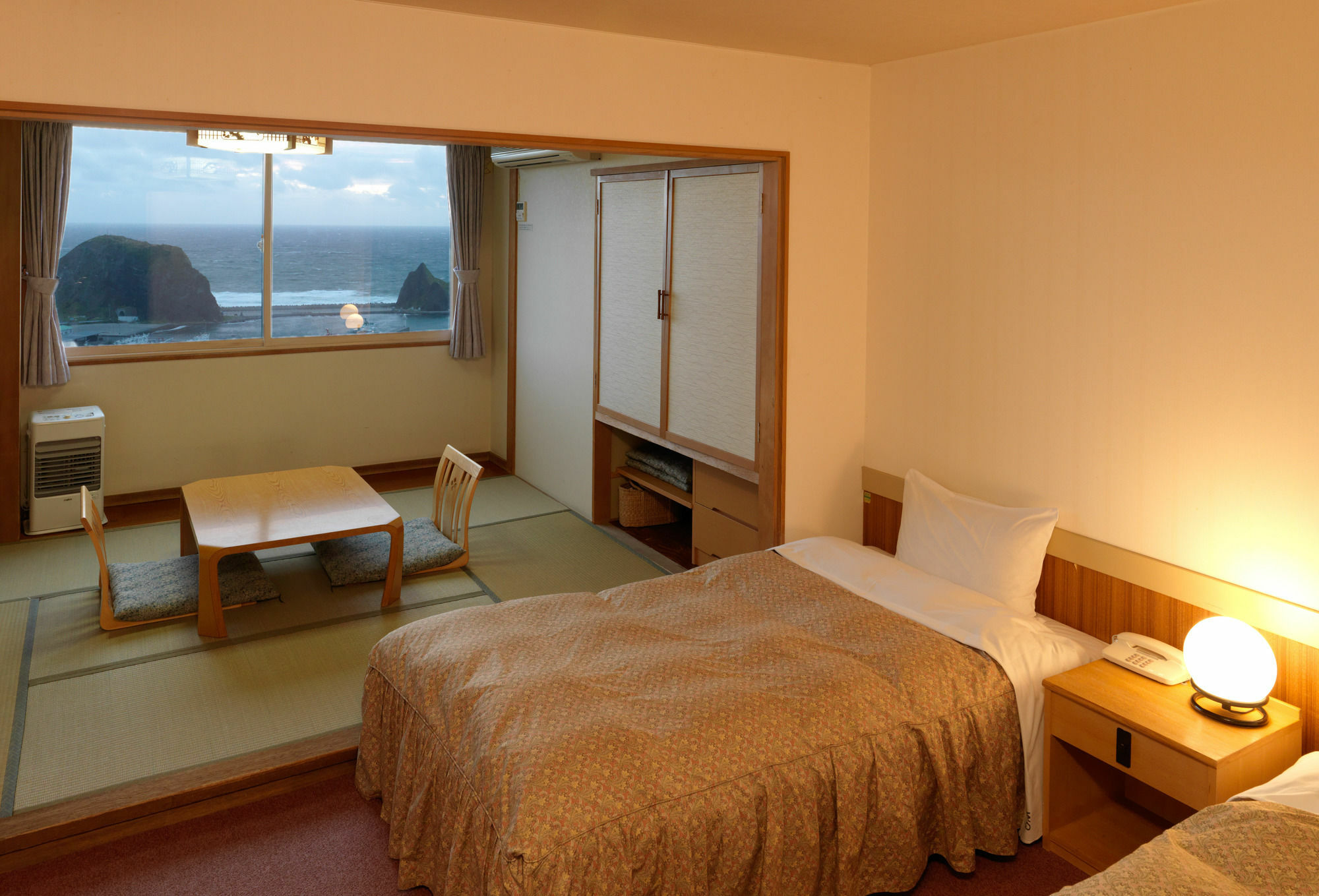 Shiretoko Yuhi No Ataruie Onsen Hostel Сяри Экстерьер фото